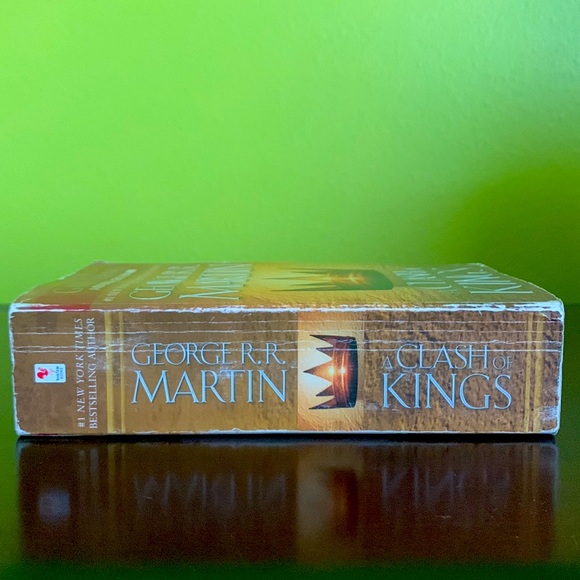 George R. R. Martin’s A Clash of King’s Book Game of Thrones Fire & Ice Series - Picture 3 of 3